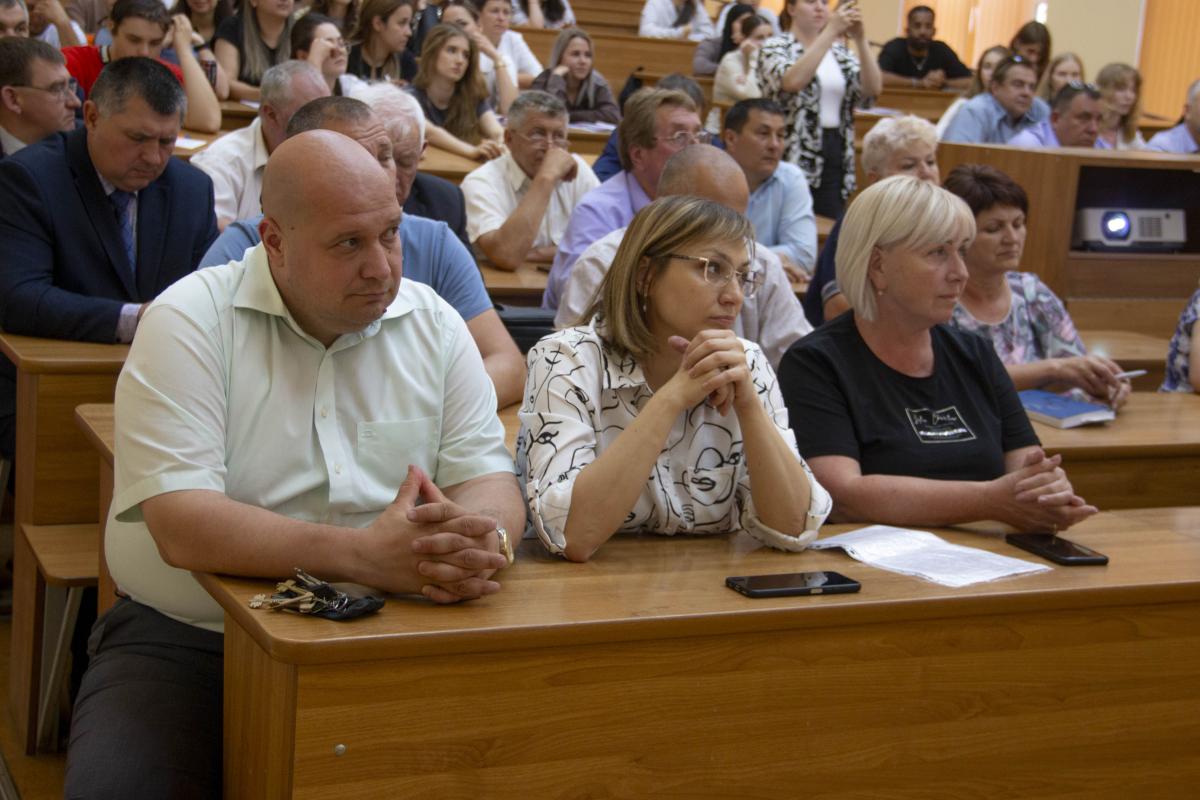 Выпускникам-ветеринарам рассказали о возможностях трудоустройства и мерах господдержки Фото 9
