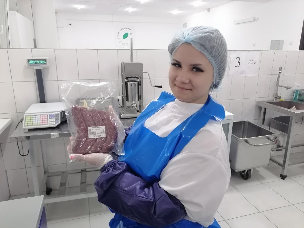 Демонстрационный экзамен профильного уровня для обучающихся специальности 19.02.12 Технология продуктов питания животного происхождения,  направленность "Производство продуктов питания из мясного сырья" ФП «ПРОФЕССИОНАЛИТЕТ» Фото 2