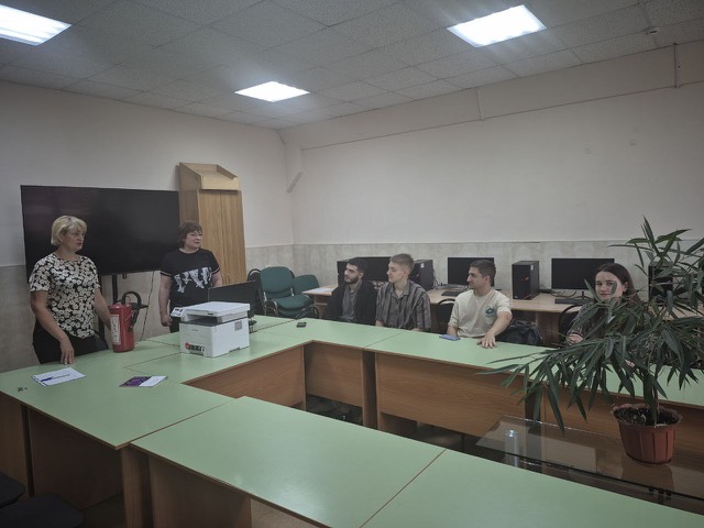 Ознакомительная практика у магистров 1 курса Фото 3