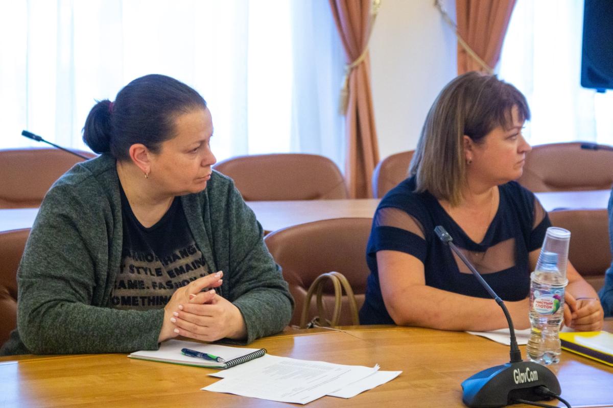 Проблему кадрового дефицита в городских службах благоустройства обсудили на совещании Фото 9