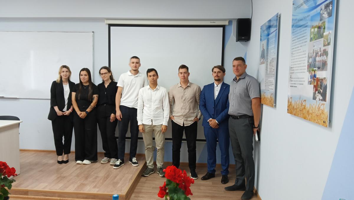 ЗАЩИТА ВЫПУСКНЫХ КВАЛИФИКАЦИОННЫХ РАБОТ НА КАФЕДРЕ 