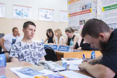 Абитуриенты подали свыше шести тысяч заявлений в вуз