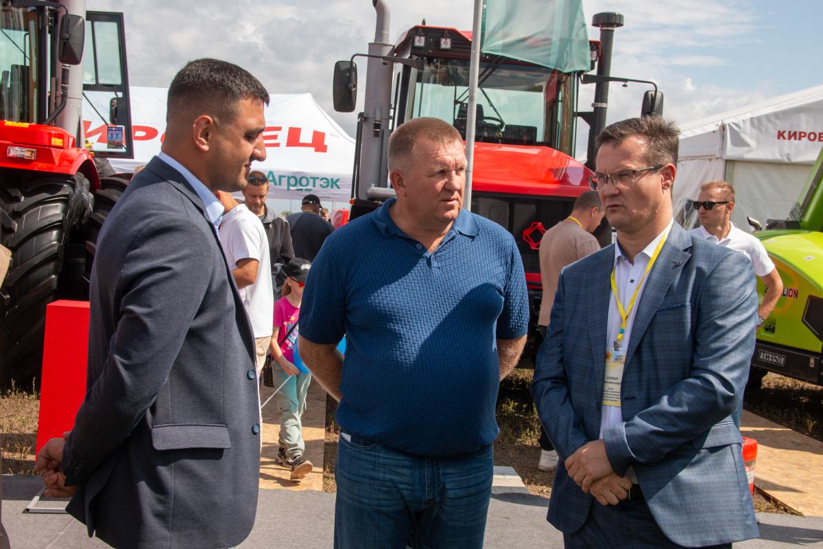 «Саратов-Агро. День Поля. 2025»: Вавиловский университет представил разработки ученых Фото 8