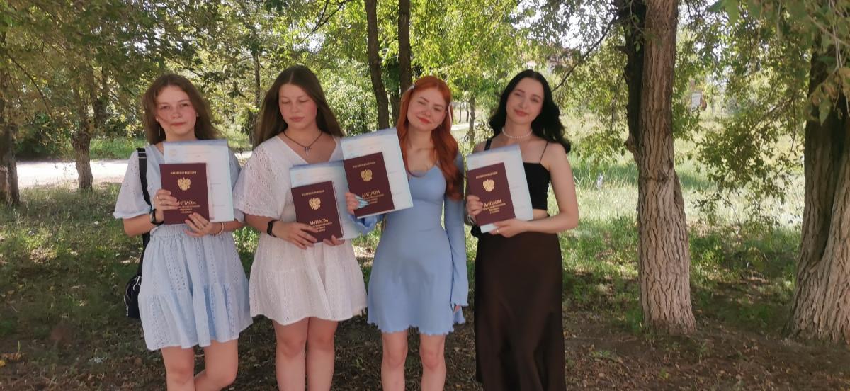 В вековую историю летописи Краснокутского зооветеринарного техникума вписаны новые имена! Фото 1