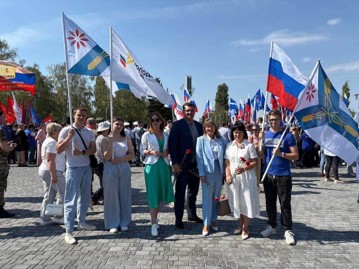 Руководство и активисты Вавиловского университета приняли участие в городских мероприятиях Фото 1