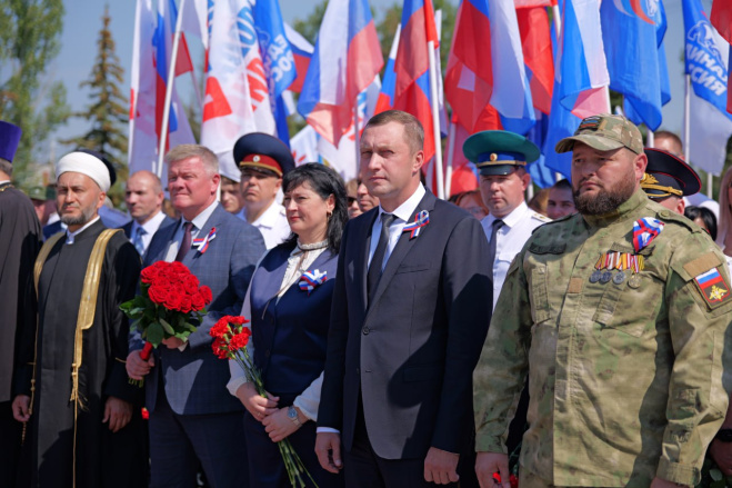 Руководство и активисты Вавиловского университета приняли участие в городских мероприятиях Фото 3