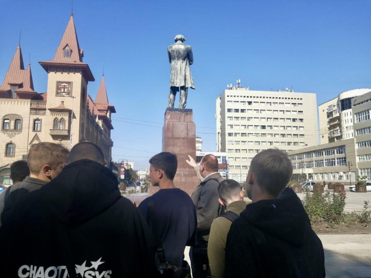 Пешеходная экскурсия, посвящённая Дню города Фото 5