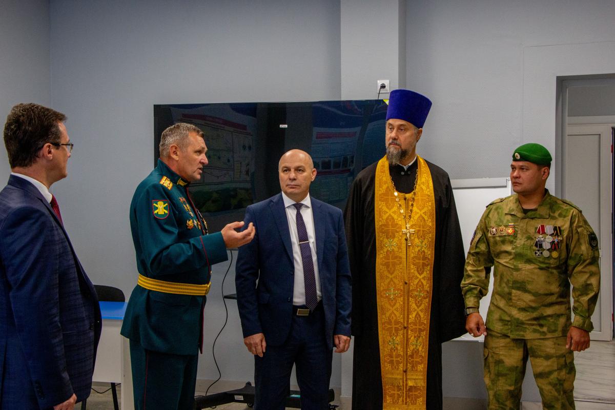 Состоялось торжественное построение студентов первого набора военного учебного центра Фото 10