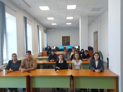 Знакомство с Библиотечно-информационным центром