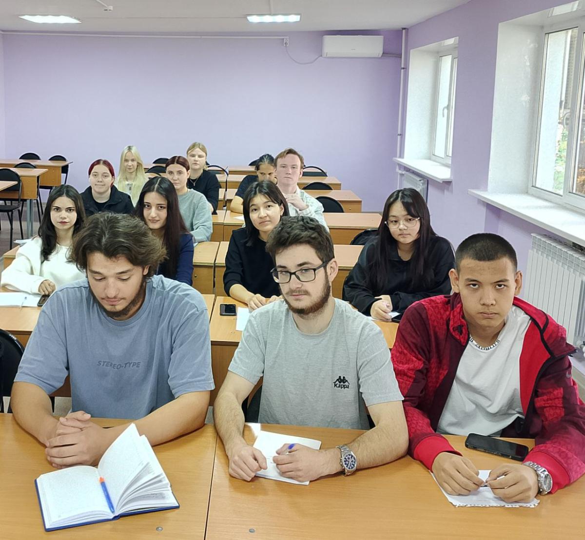 Беседа на тему "Безопасный Интернет" Фото 1