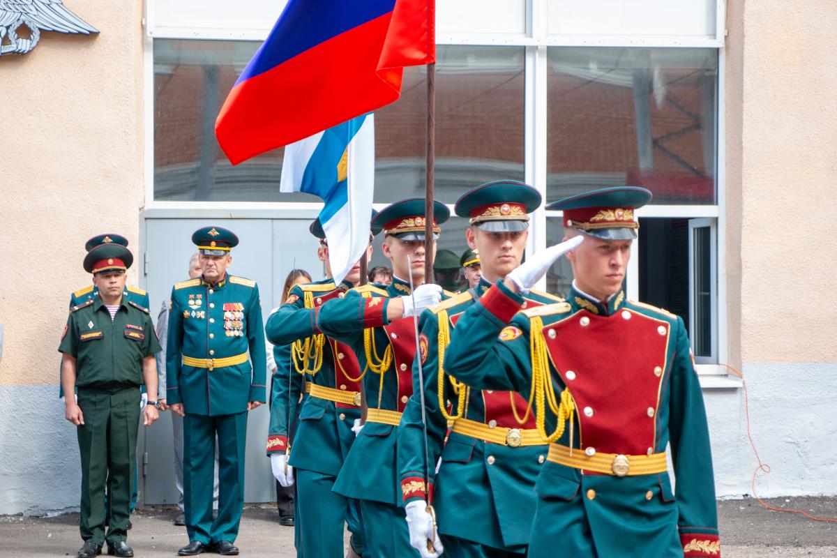 В ВУЦ открыли аудиторию и памятную доску в честь Героя СВО Александра Солопа Фото 2