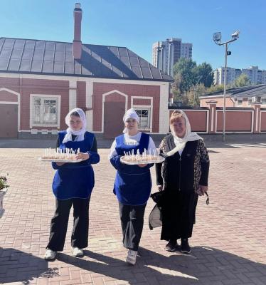 Участие студентов колледжа в дне празднования Саратовских святых в Покровском соборе