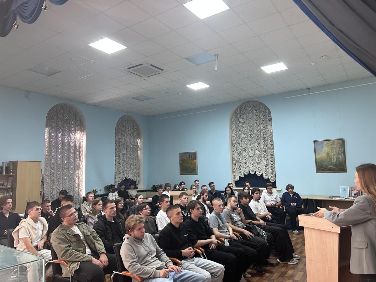 Студенты узнали о роли Волги в истории Саратова Фото 4