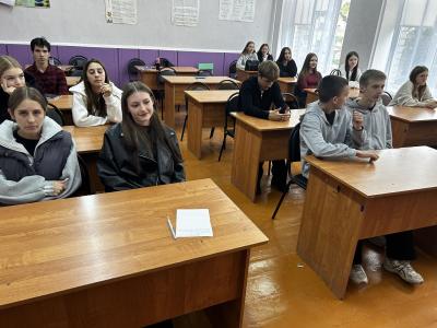 Классный час  на тему: «Русский язык в эпоху цифровых технологий»