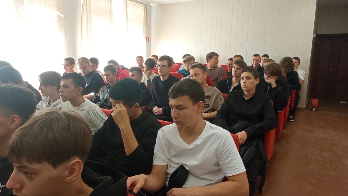 Единый день профилактики безнадзорности и правонарушений несовершеннолетних  в Марксовском филиале Фото 5