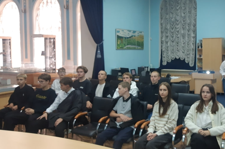 Экскурсия по музею истории Вавиловского университета Фото 1