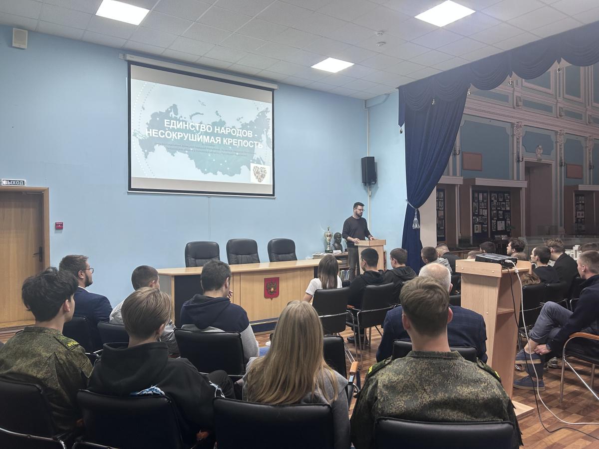 В музее прошла лекция-экскурсия «Единство народов – несокрушимая крепость» Фото 2