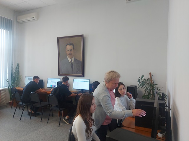 Информационный час для первокурсников Фото 3