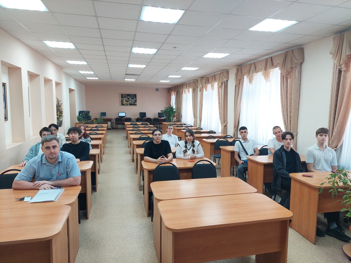 Уроки информационной грамотности в библиотеке. Фото 3