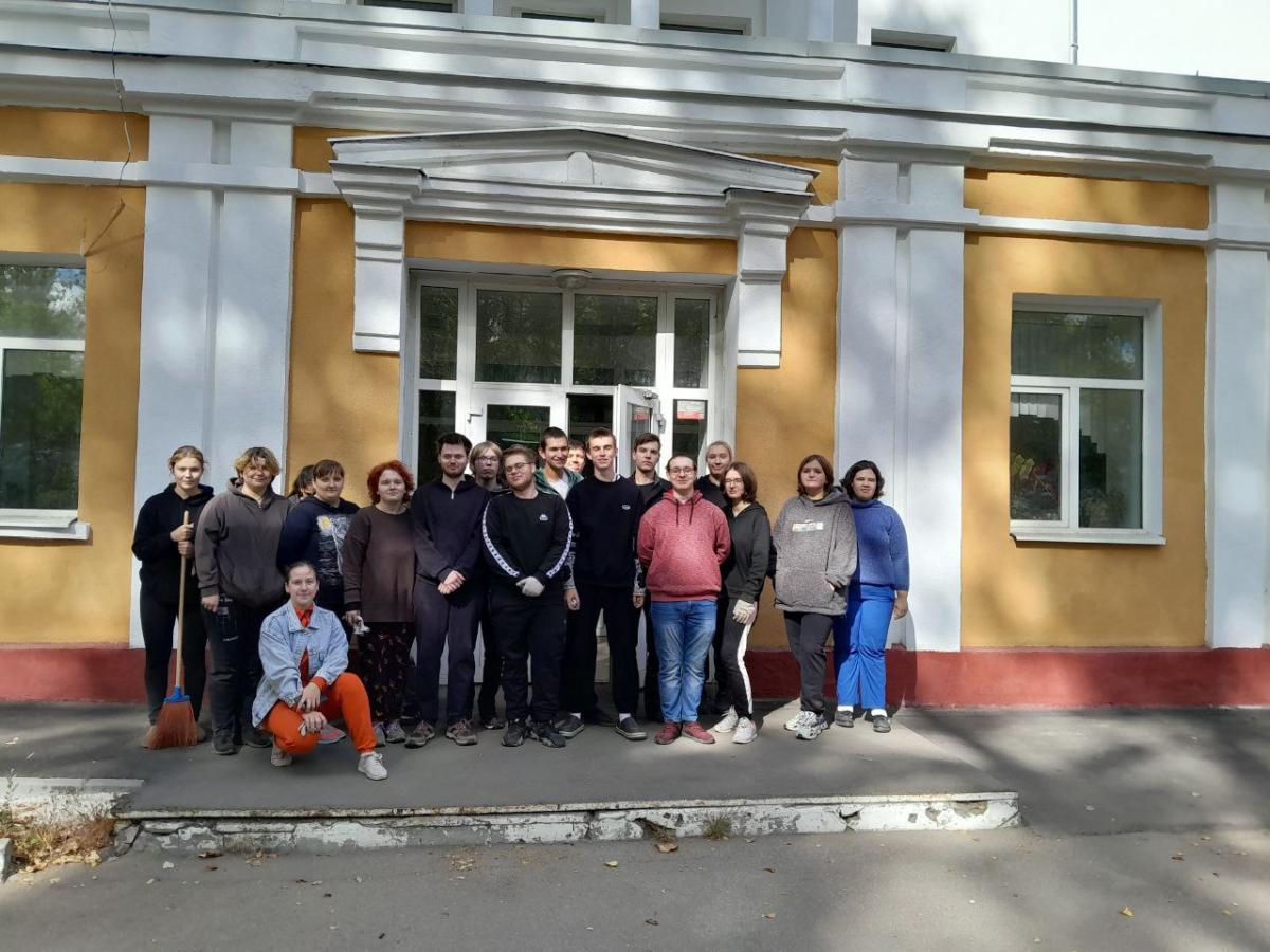Институт ветеринарной медицины и фармации принял участие в общегородском субботнике Фото 8