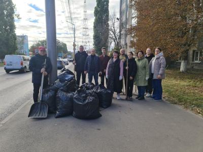 Студенты и сотрудники института биотехнологии приняли участие в общеобластном субботнике