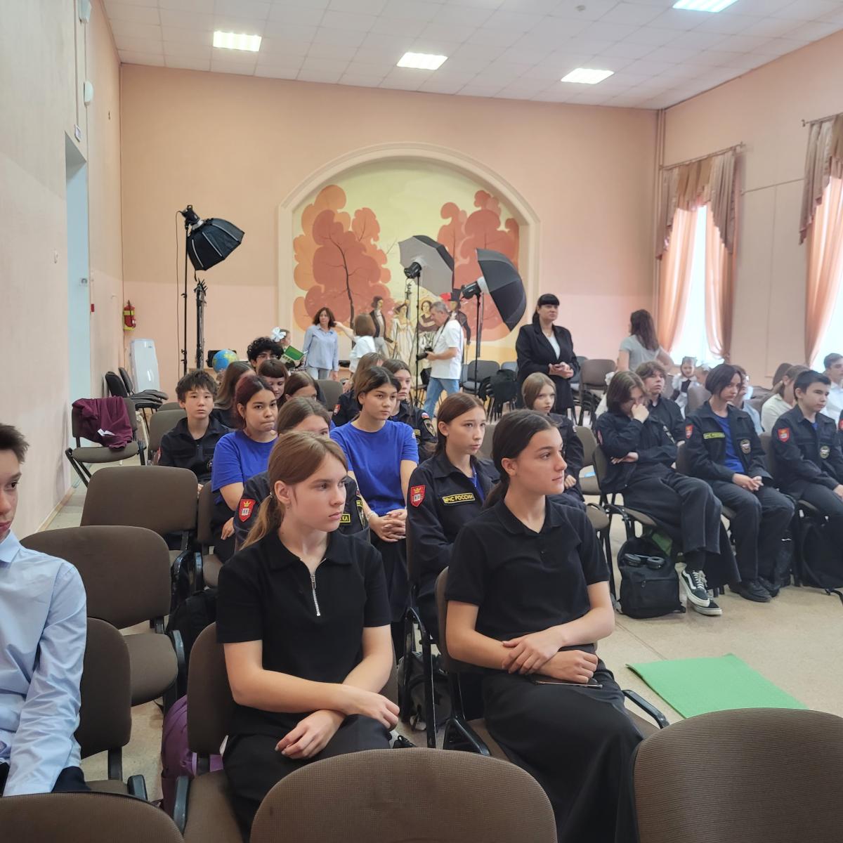 Профориентационная работа кафедры  «Техносферная безопасность и транспортно-технологические машины» в МОУ «СОШ № 95 с УИОП» Октябрьского района  г. Саратова. Фото 2