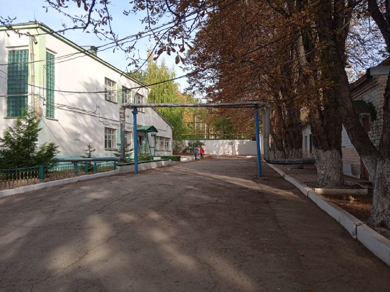 Студенты и преподаватели ИВМиФ приняли участие в общегородском субботнике Фото 1