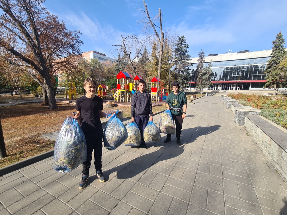 Участие в субботнике Фото 5
