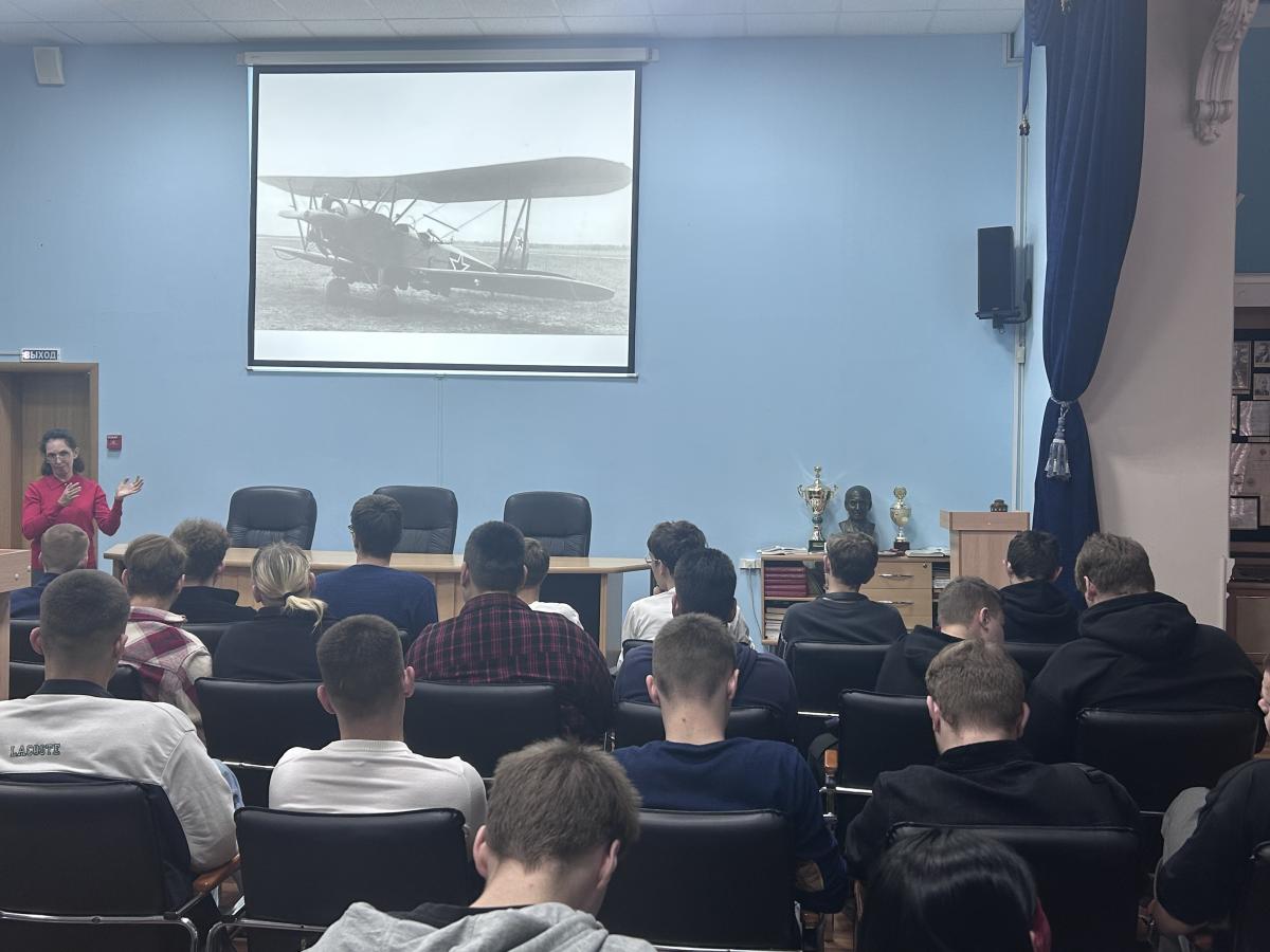 Вавиловцы встретились с главредом сетевого издания «Книга Памяти Саратовской области» Фото 9