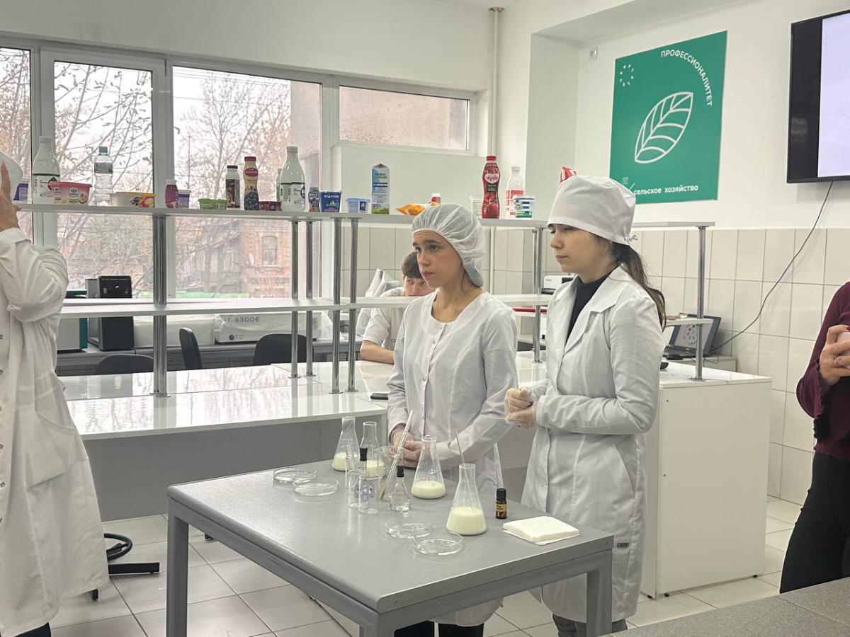 День открытых дверей в институте биотехнологии Фото 5