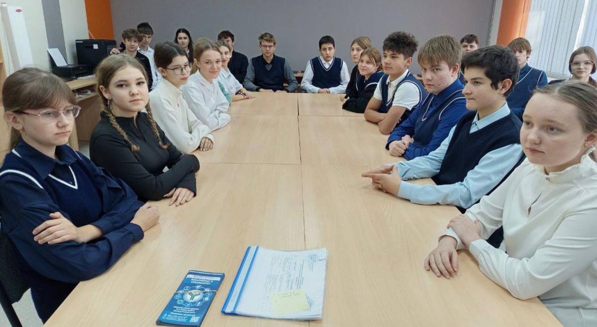 В агроклассах Татищевского района прошли плановые занятия Фото 4