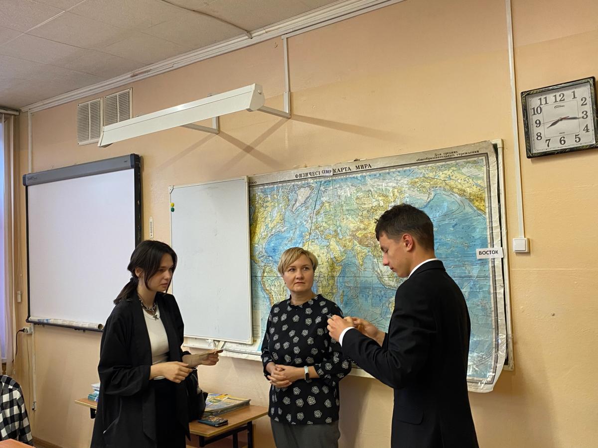 Профориентация будущих финансистов: встреча преподавателей Вавиловского университета и учеников СОШ №45 Фото 2 Профориентация будущих финансистов: встреча преподавателей Вавиловского университета и учеников СОШ №45 Фото 2