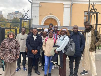 Посещение иностранными слушателями ИМС Вавиловского университета концерта классической музыки