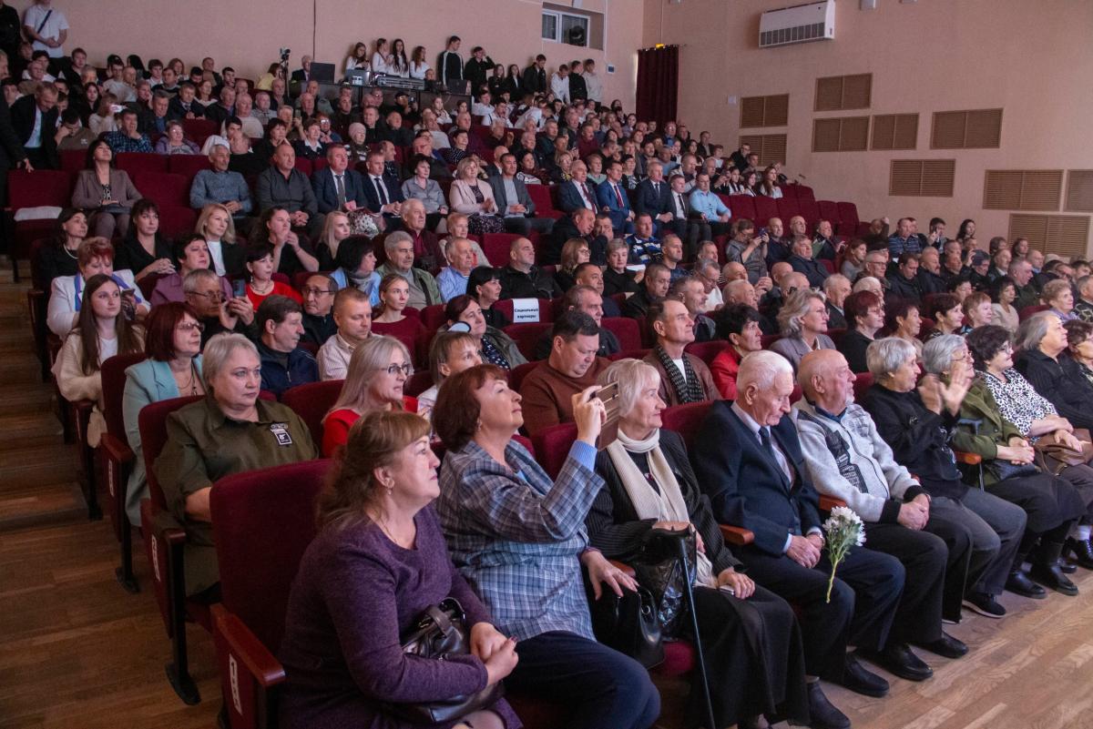 Торжественное мероприятие, посвящённое 100-летию Марксовского сельскохозяйственного техникума Фото 10 Торжественное мероприятие, посвящённое 100-летию Марксовского сельскохозяйственного техникума Фото 10