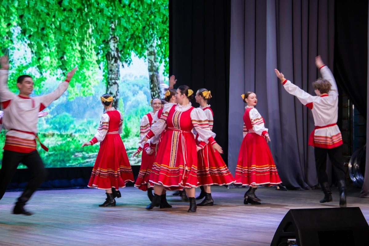 Торжественное мероприятие, посвящённое 100-летию Марксовского сельскохозяйственного техникума Фото 12 Торжественное мероприятие, посвящённое 100-летию Марксовского сельскохозяйственного техникума Фото 12