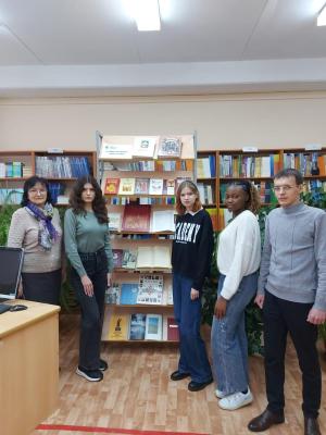 Информационный час «В единстве народа – сила страны», посвященный  празднику - Дню народного единства в России