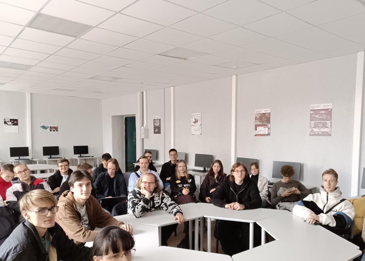 Кураторский час в группах Б-ПИ-101 и Б-ПИ-102 просветительской направленности Фото 2 Кураторский час в группах Б-ПИ-101 и Б-ПИ-102 просветительской направленности Фото 2