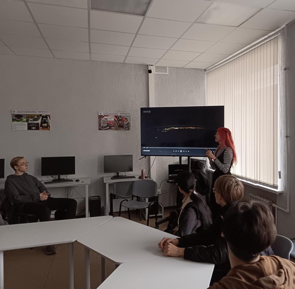 Кураторский час в группах Б-ПИ-101 и Б-ПИ-102 просветительской направленности