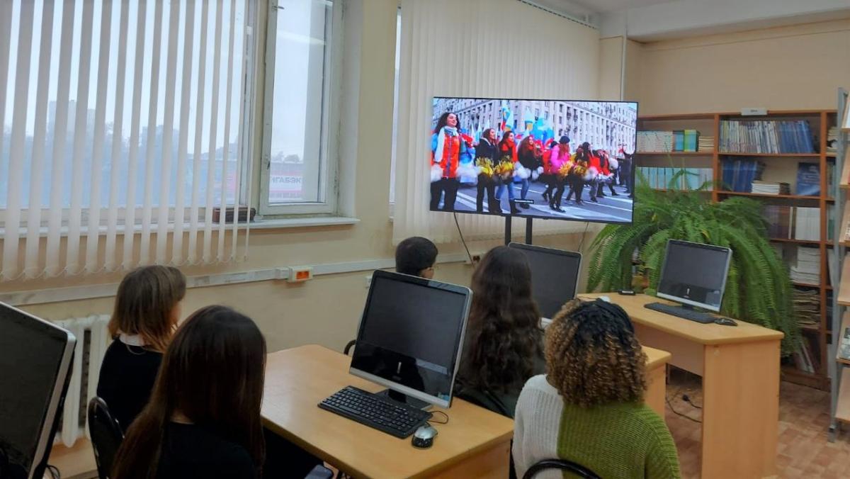 Информационный час "В единстве народа - сила страны" Фото 1