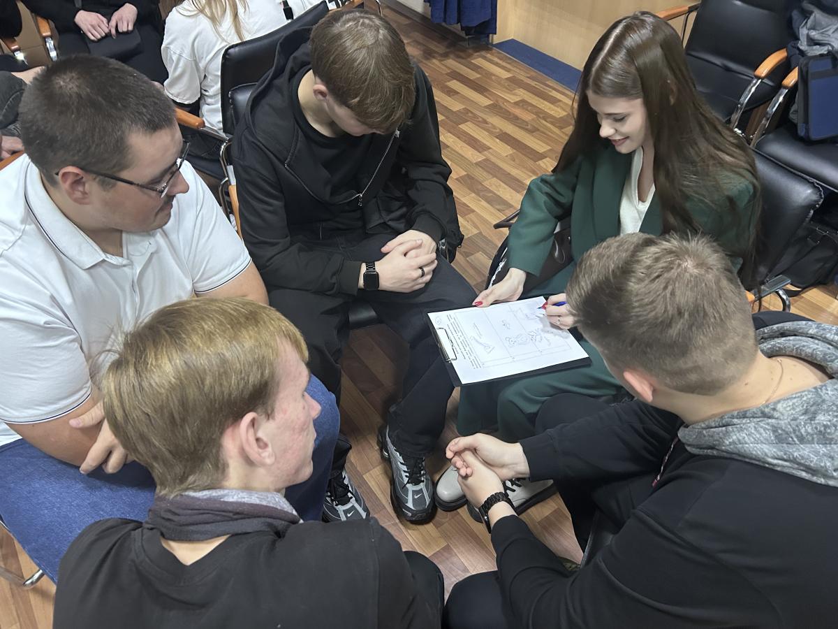 В музее состоялась игра-викторина «Вместе мы  - Россия» Фото 10 В музее состоялась игра-викторина «Вместе мы  - Россия» Фото 10