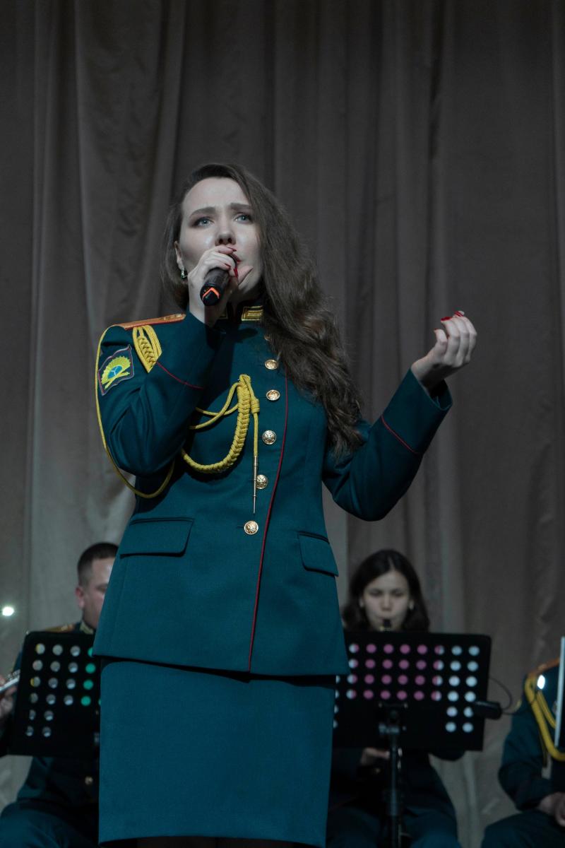 Торжественный концерт ко Дню народного единства состоялся в Вавиловском университете Фото 10