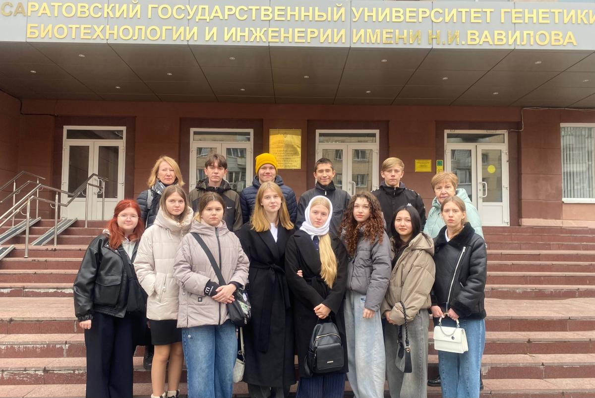 Школьники р.п. Соколовый посетили Вавиловский университет с экскурсией Фото 21