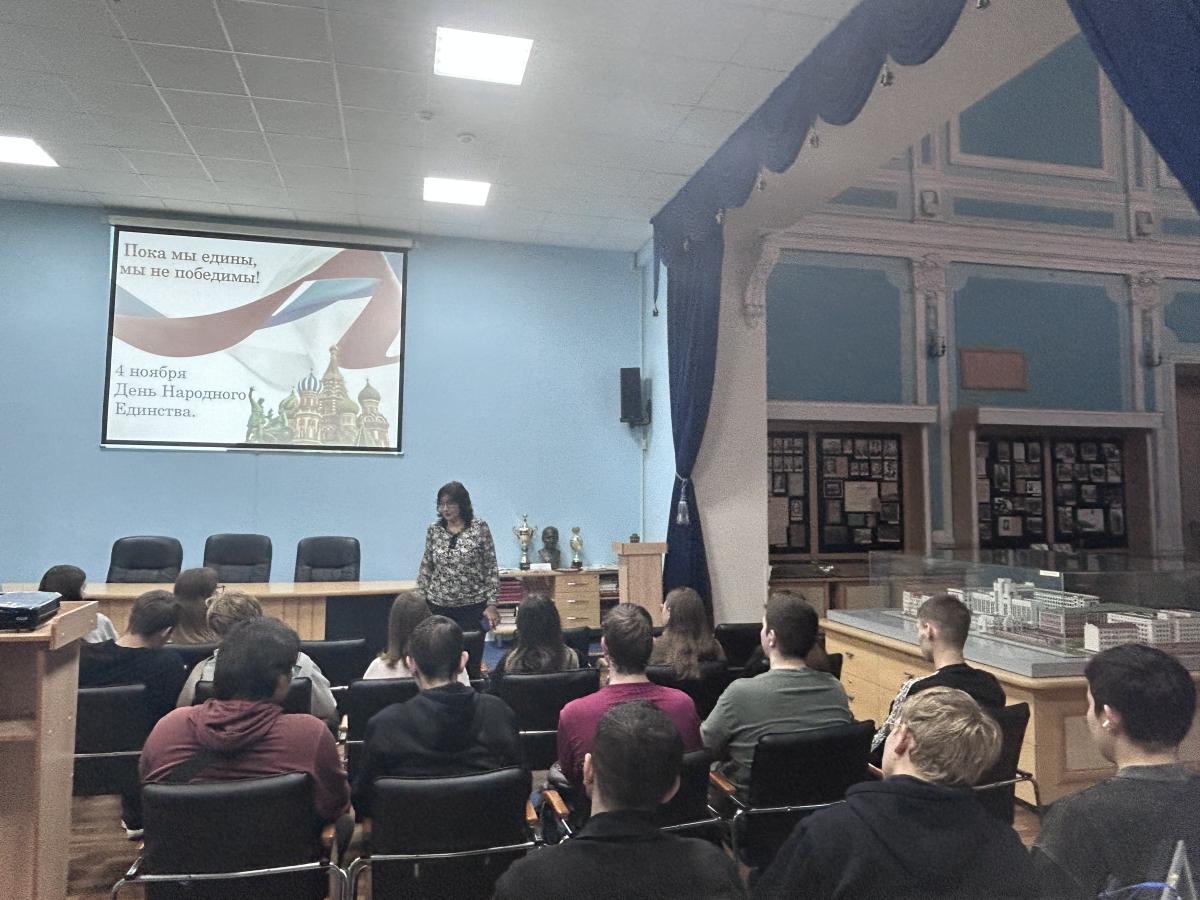 В музее прошло заседание кинолектория «Славные страницы истории» Фото 1