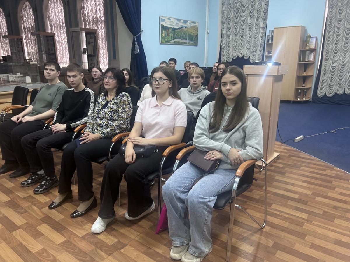 В музее прошло заседание кинолектория «Славные страницы истории»