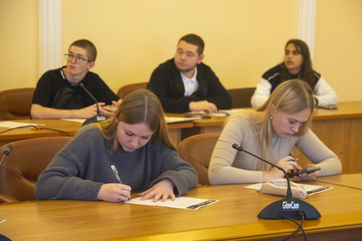 Вавиловцы написали III Всероссийский научно-технологический диктант Фото 7 Вавиловцы написали III Всероссийский научно-технологический диктант Фото 7