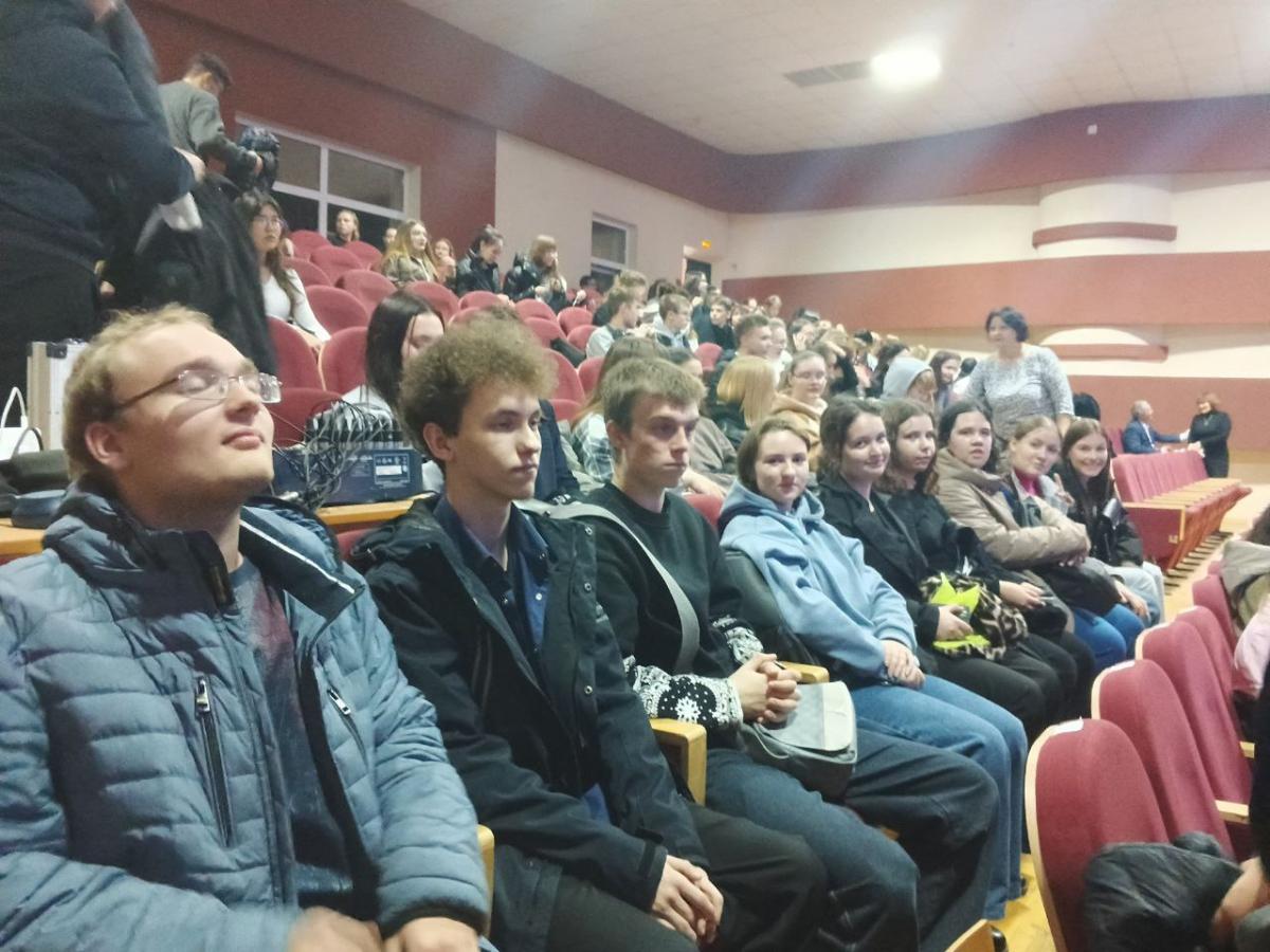 Студенты 1 курса направления подготовки «Биотехнология» посетили торжественный концерт, посвященный Дню народного единства