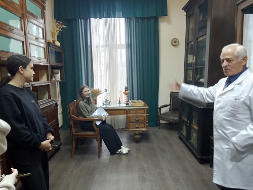 Посещение мемориального кабинета-музея академика Н.И. Вавилова Фото 3 Посещение мемориального кабинета-музея академика Н.И. Вавилова Фото 3