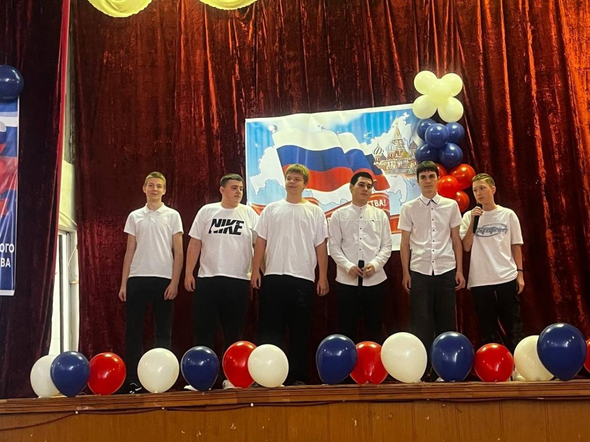 День народного единства. Праздничный концерт Фото 6 День народного единства. Праздничный концерт Фото 6