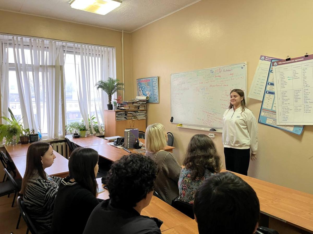 Заседание научного лингвистического общества Фото 2