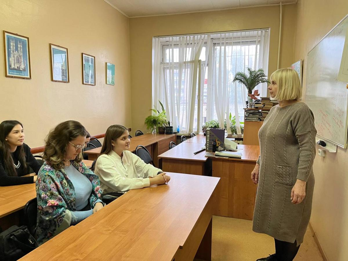 Заседание научного лингвистического общества Фото 4